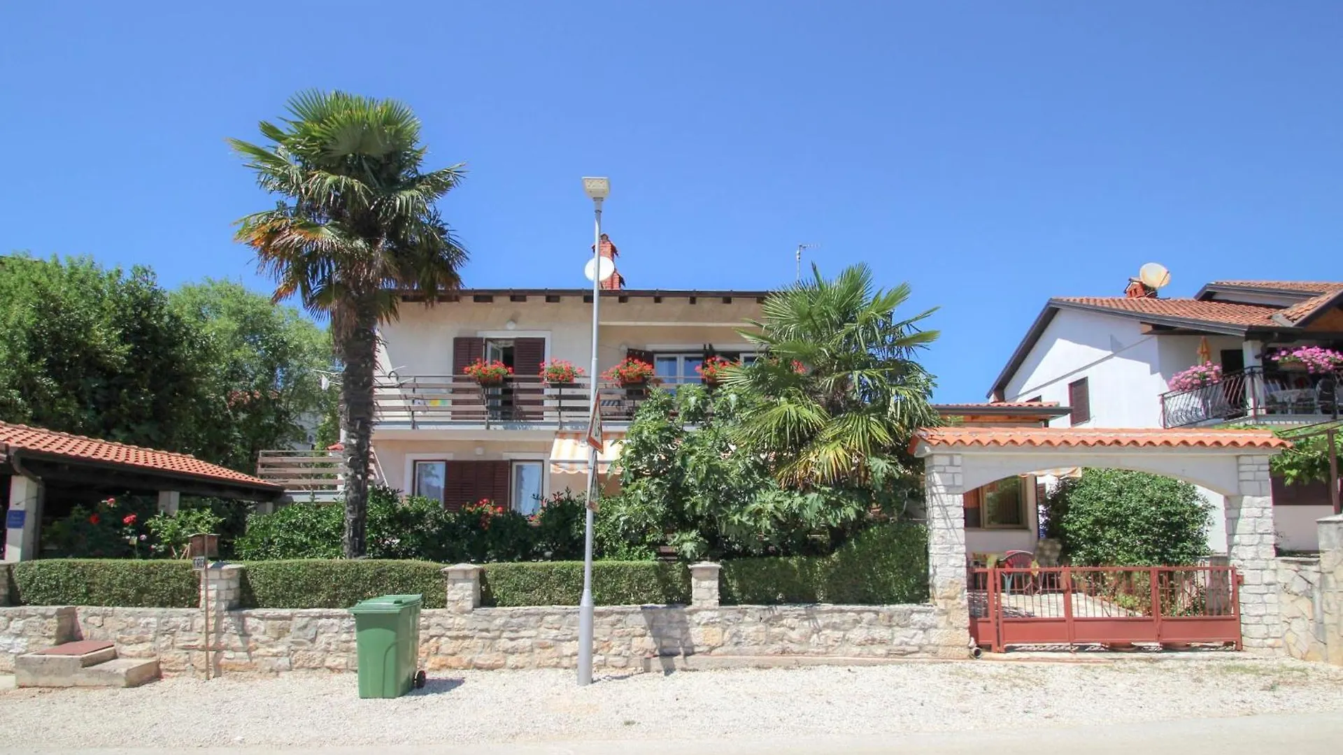 Vinka A2 Apartman Novigrad Istria